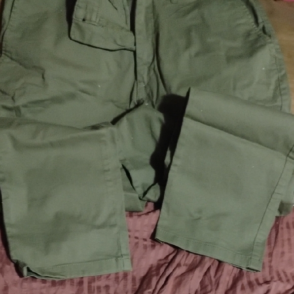 H&M Olive Green Chinos - Picture 3 of 6